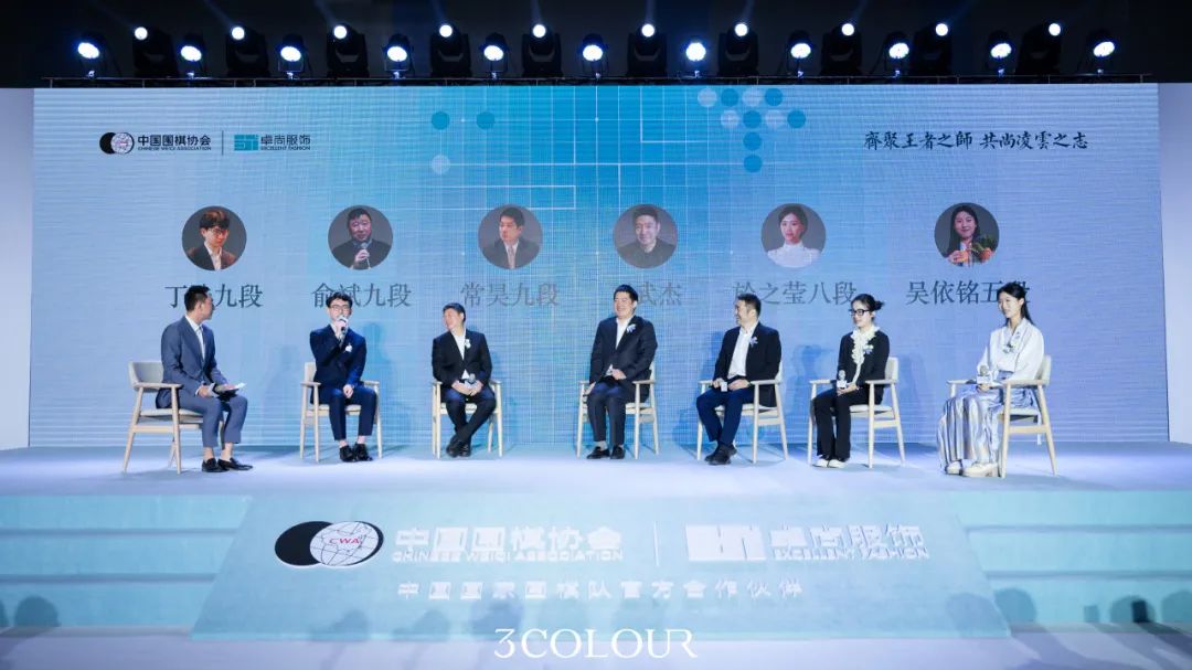 卓尚服飾丨齊聚王者之師，共尚凌云之志